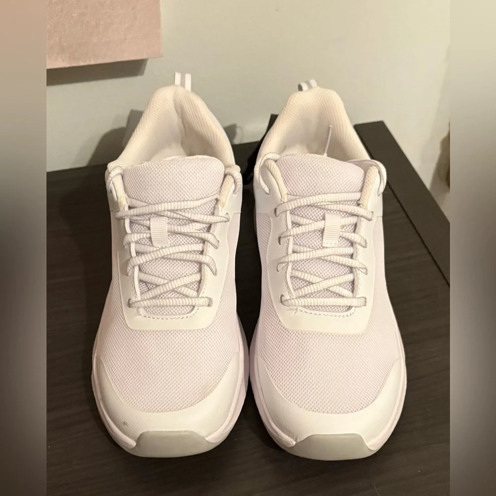 White Women's Sneakers